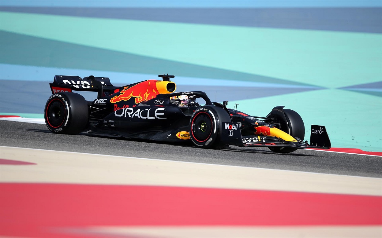 Max Verstappen foi o mais rápido do dia no GP do Bahrein