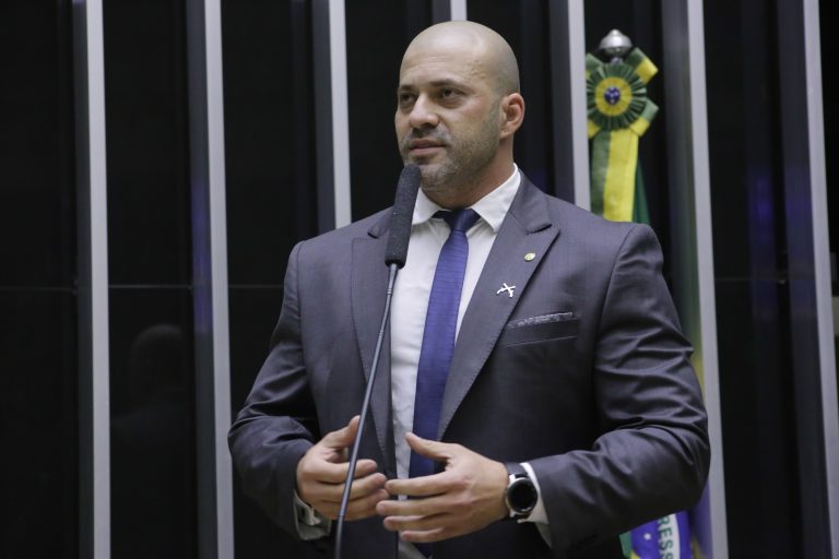 Bolsonaro: presidente diz que votou em Silveira para Senado