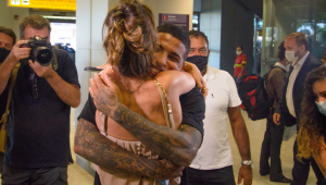 Jogadores do Shakhtar Donetsk chegam ao Brasil