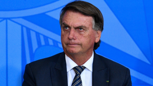 Bolsonaro veta integralmente lei Aldir Blanc, que destinaria R$ 3 bi por ano à cultura