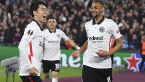 Eintracht Frankfurt ganhou do West Ham pela semi da Liga Europa