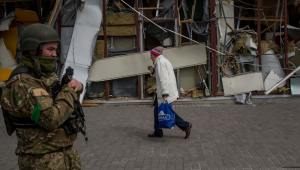Ucrânia e Rússia entram em acordo para abrir corredor humanitário em Mariupol