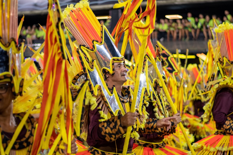 Integrante de ala da Unidos da Tijuca no Carnaval 2022