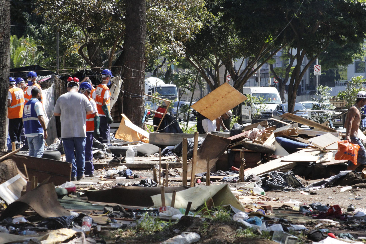 Parque do Peão se transforma em cidade de barracas com mais de 26 mil  acampantes