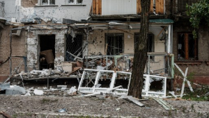 Ataques russos em Luhansk deixam 12 civis mortos e 40 feridos, afirma governo ucraniano