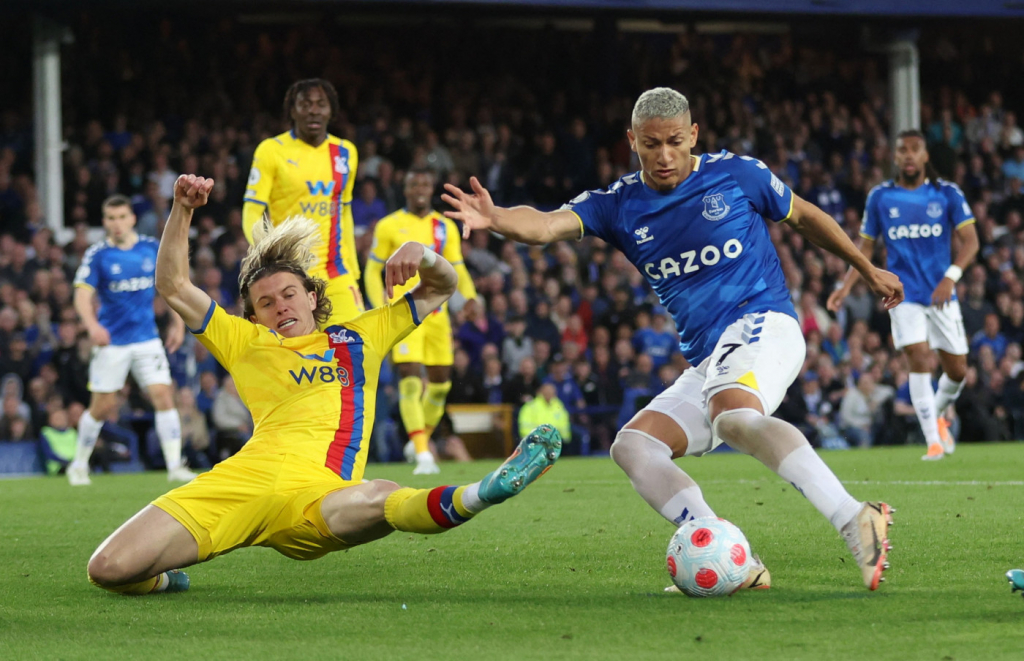 Richarlison marcou na vitória do Everton sobre o Crystal Palace por 3 a 2