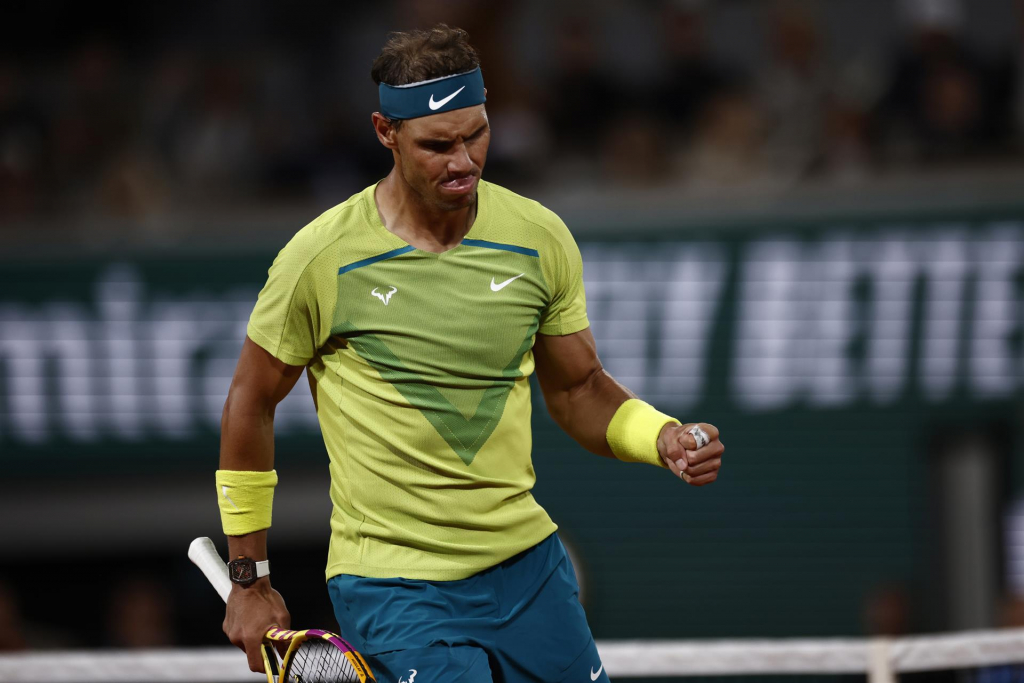Em jogo de 4 horas, Rafael Nadal vence Novak Djokovic e está na