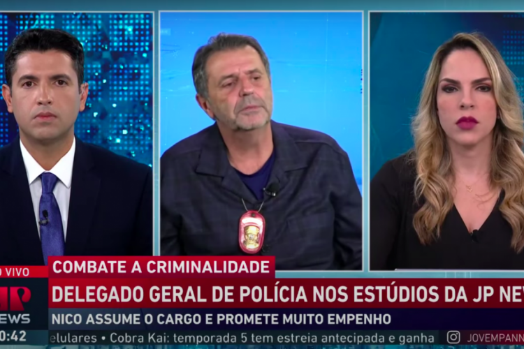 Frame da entrevista de Osvaldo Nico Gonçalves ao Jornal da Manhã