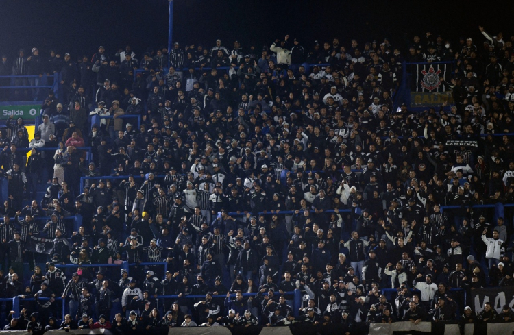 Torcida do Corinthians esgota ingressos para primeiro jogo da final da Copa do Brasil contra o Flamengo 1 ftai6qewuaie6ns