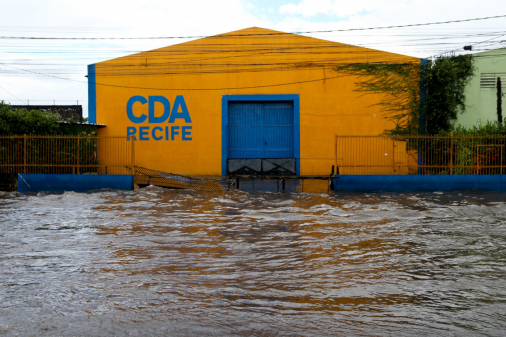 Sobe para 100 o número de mortos em Pernambuco em decorrência das chuvas