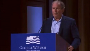 George Bush critica guerra no iraque