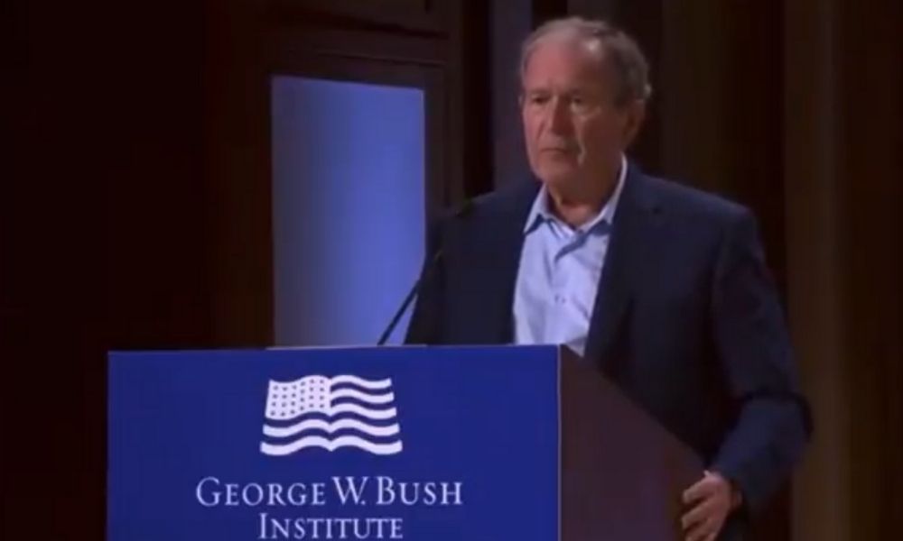 George Bush critica guerra no iraque