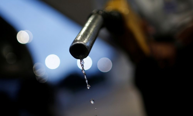 Petrobras reduz preço do diesel vendido às distribuidoras em R$ 0,30 por litro