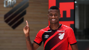 Luis Orejuela está emprestado pelo São Paulo ao Athletico-PR