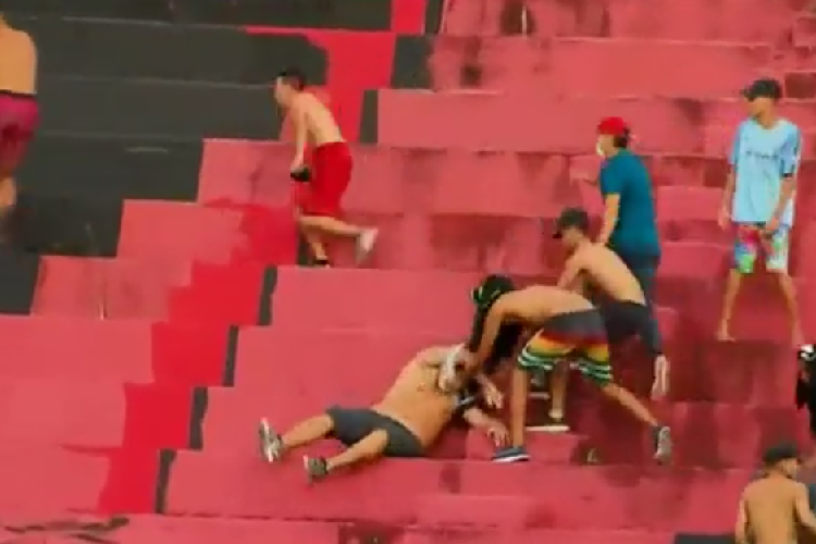 Torcedores do Sport e Corinthians brigaram durante jogo da Copa do Brasil sub-17