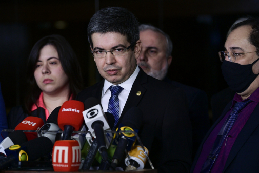 Reunião de líderes no Senado deve definir CPI do MEC nesta terça