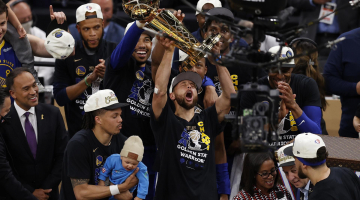 Stephen Curry foi campeão da NBA 2022 com o Golden State Warriors