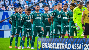 Jogadores do Palmeiras perfilados durante a execução do Hino Nacional