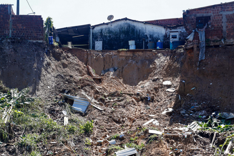 Governo de PE abre linha de crédito com juros zero para empreendedores afetados pelas chuvas 1 cdg20220601011