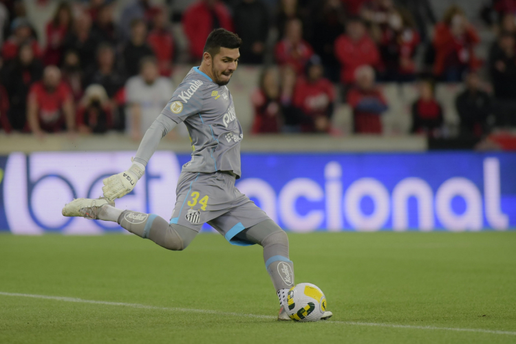 João Paulo critica santistas que vão à Vila Belmiro para xingar: ???A torcida de SP se faz mais presente??? 7 fta20220604216