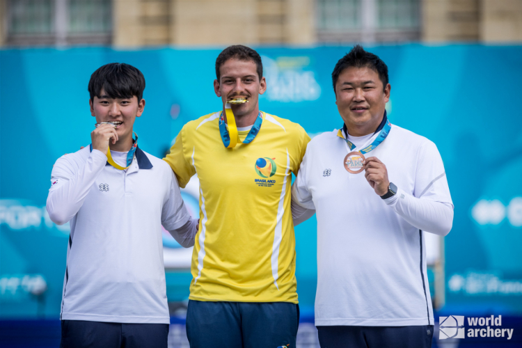 Marcus D’Almeida faz história e conquista medalha de ouro inédita no Mundial de Tiro com Arco 3 marcus dalmeida 2