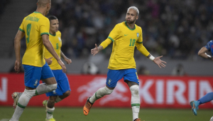 Neymar marcou de pênalti na vitória da seleção brasileira contra o Japão