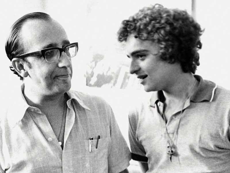 O fundador da Jovem Pan, Antônio Augusto Amaral de Carvalho, o Seo Tuta, e o filho Tutinha em 1971