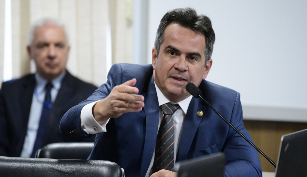 Ciro Nogueira critica projeto do governo para encerrar saque