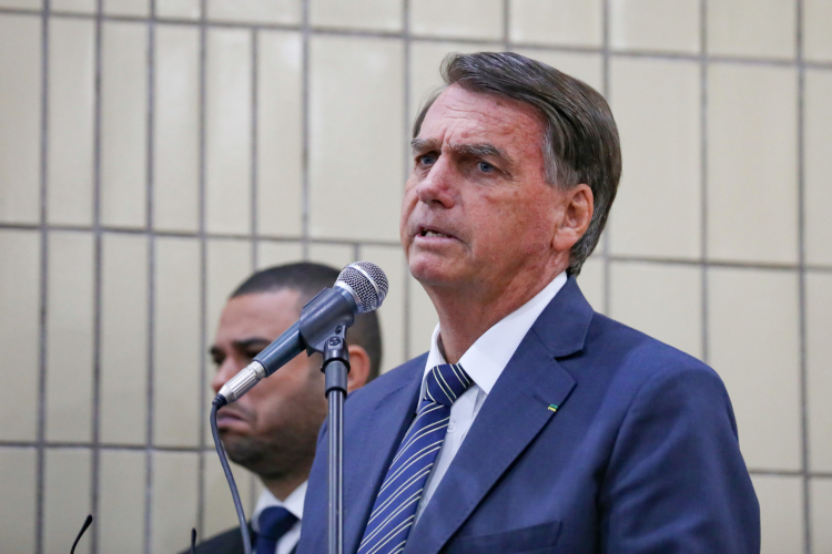 ‘É a sua base eleitoral’, diz Coppolla sobre liderança de Bolsonaro em pesquisa no Rio