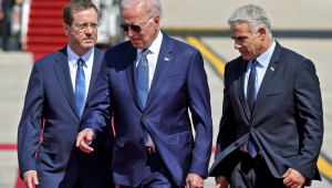 Biden faz primeira visita ao Oriente Médio como presidente em meio a crise interna e antigos desafetos