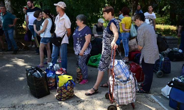 civis deixam a ucrânia