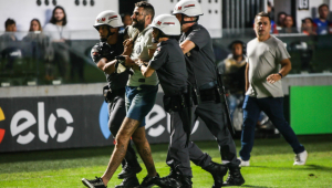 Neymar condena atitude de torcedor do Santos que tentou agredir Cássio: 'Vergonha'