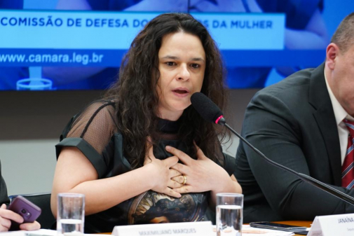 Janaina Paschoal reafirma candidatura ao Senado mesmo sem apoio de Bolsonaro: 'Vou para o pau'