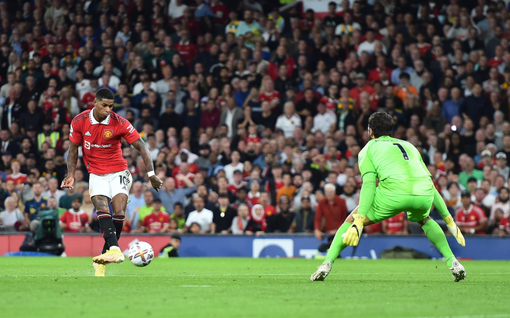 Marcus Rashford marcou na vitória do Manchester United sobre o Liverpool