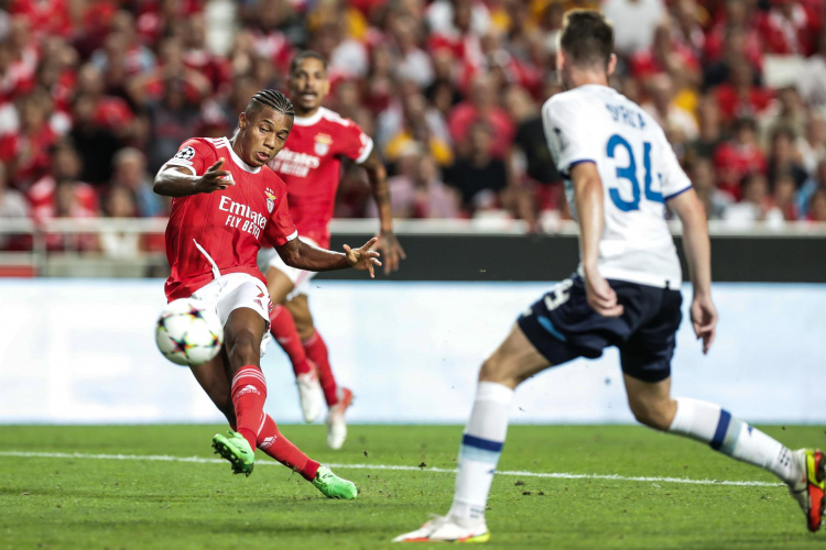David Neres brilhou na vitória do Benfica sobre o Dínamo de Kiev, pela Liga dos Campeões