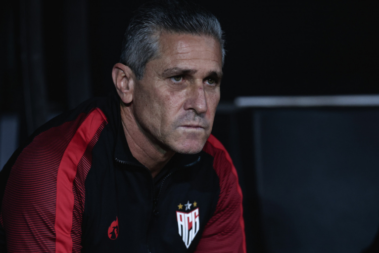 Jorginho elogia Vitor Pereira após eliminação do Atlético-GO: ???Simpático, diferente do Abel Ferreira??? 3 agf20220817121