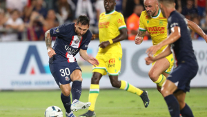 Lionel Messi abriu o placar na vitória do PSG contra o Nantes, pela Supercopa da França
