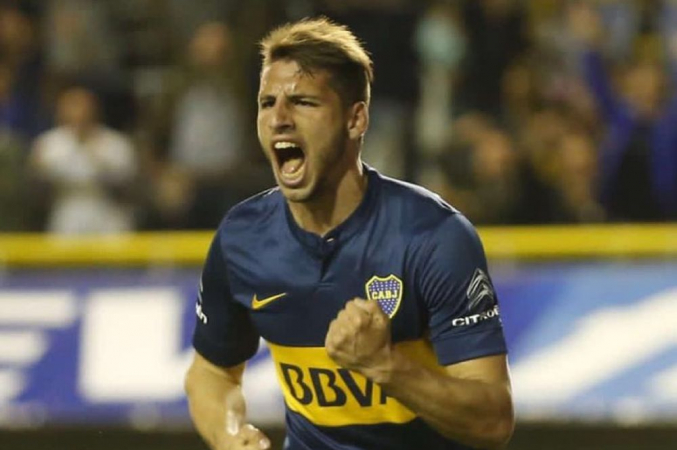 Calleri comemora gol pelo Boca na Bombonera