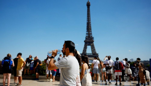 turista estuprada em Paris
