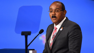 Gaston Browne é o primeiro-ministro de Antígua e Barbuda