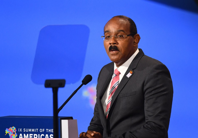 Gaston Browne é o primeiro-ministro de Antígua e Barbuda