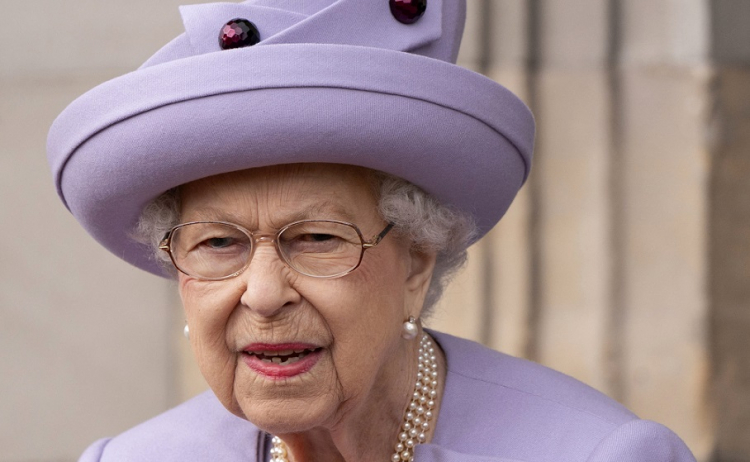FBI revela plano para matar a rainha Elizabeth II durante sua visita aos Estados Unidos nos anos 80