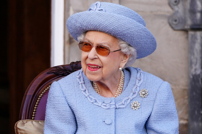 Rainha Elizabeth II está enfrentando problemas de saúde