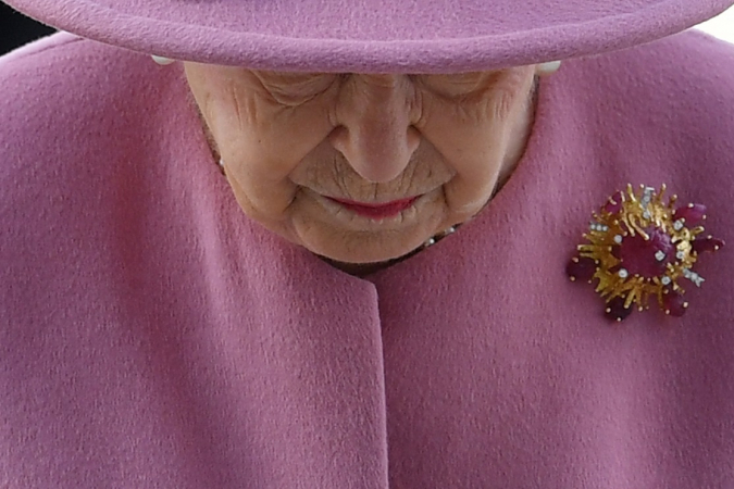 Elizabeth II é rainha da Inglaterra desde 1952