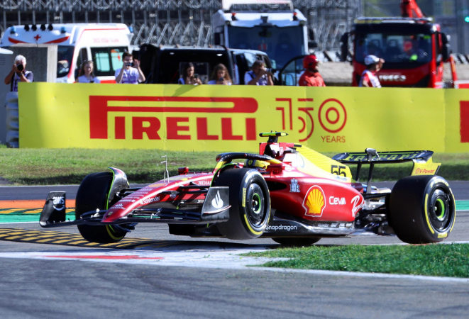 Carlos Sainz Jr. fez o melhor tempo no treino de sexta-feira do GP da Itália