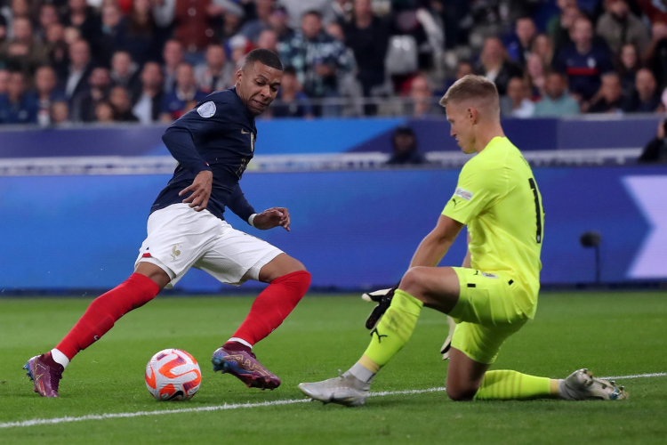 Mbappé marcou na vitória da França sobre a Áustria, pela Liga das Nações