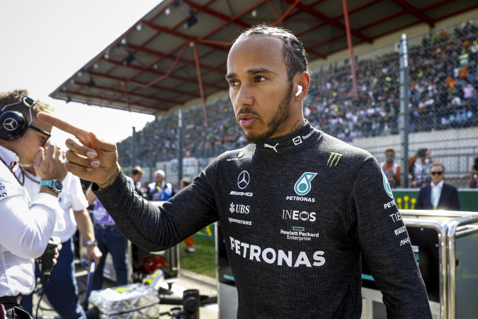 Lewis Hamilton é heptacampeão mundial de Fórmula 1