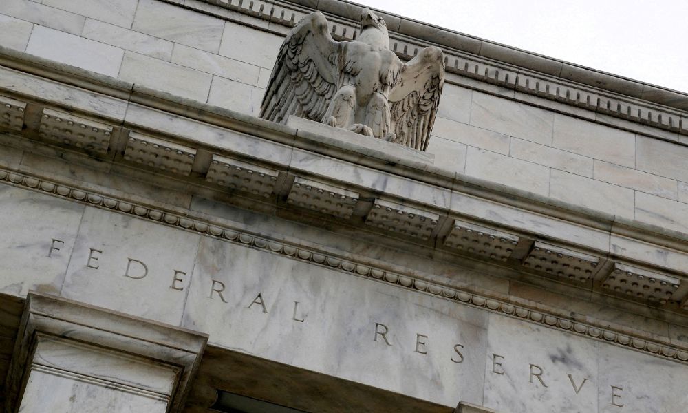 Economista elogia ação do Banco Central dos EUA para conter crise: ‘Salvador da pátria’