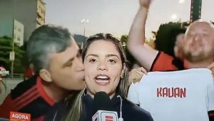 A repórter Jéssica Dias, da ESPN, foi assediada enquanto trabalhava em Flamengo x Vélez