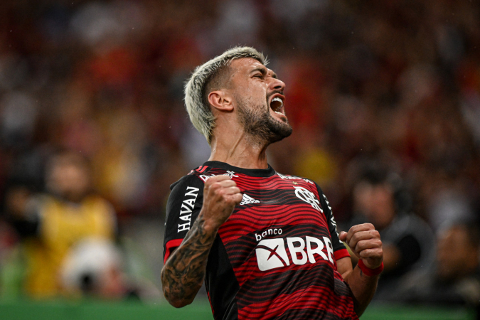 São Paulo vence Flamengo no primeiro jogo da final da Copa do Brasil